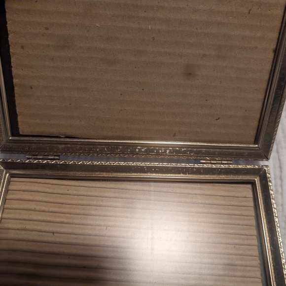 Silver Triple Photo Frame - Picture 2 of 3